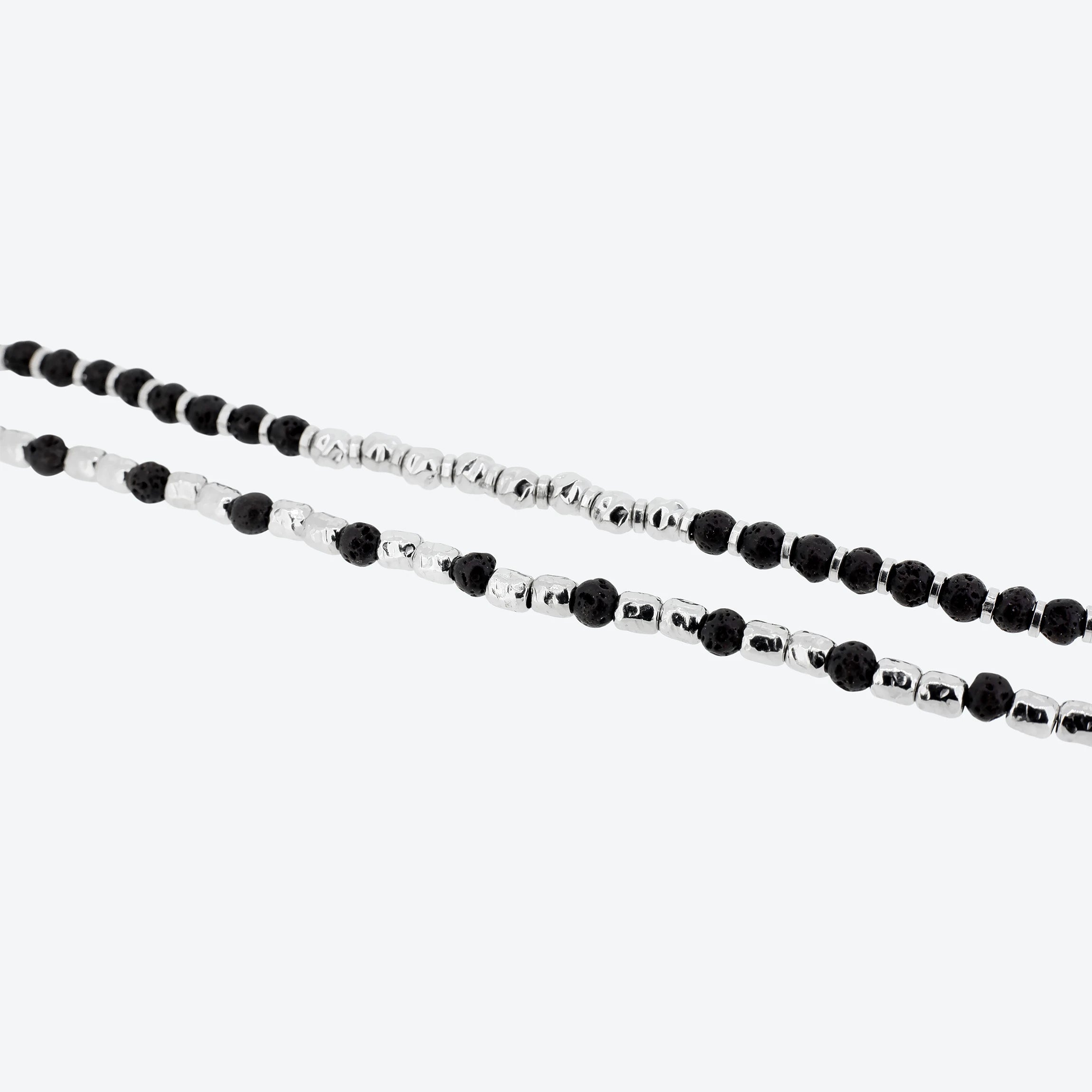 Bracciale con pepite alternate e pietre laviche