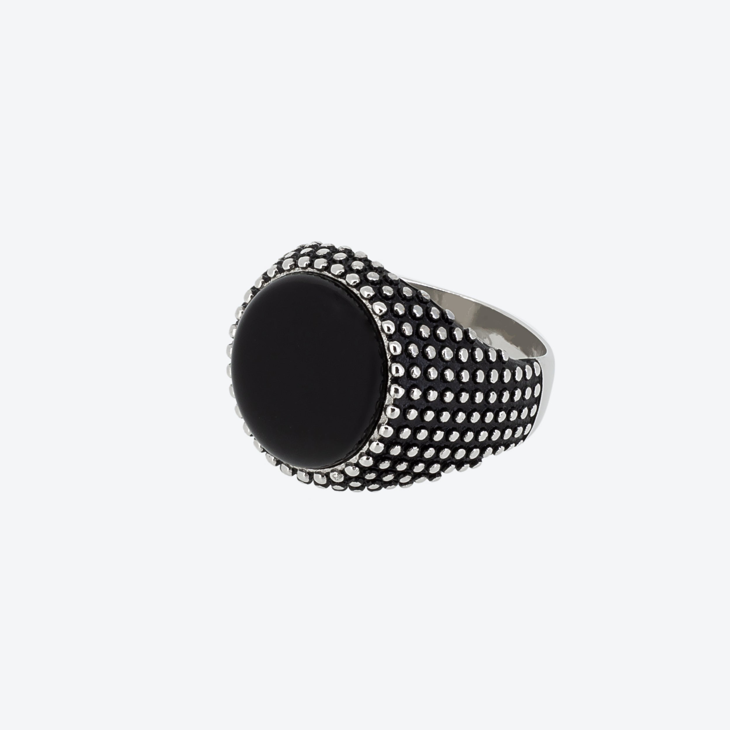 ANELLO CHEVALIER PUNTINATO CON PIETRA NERA