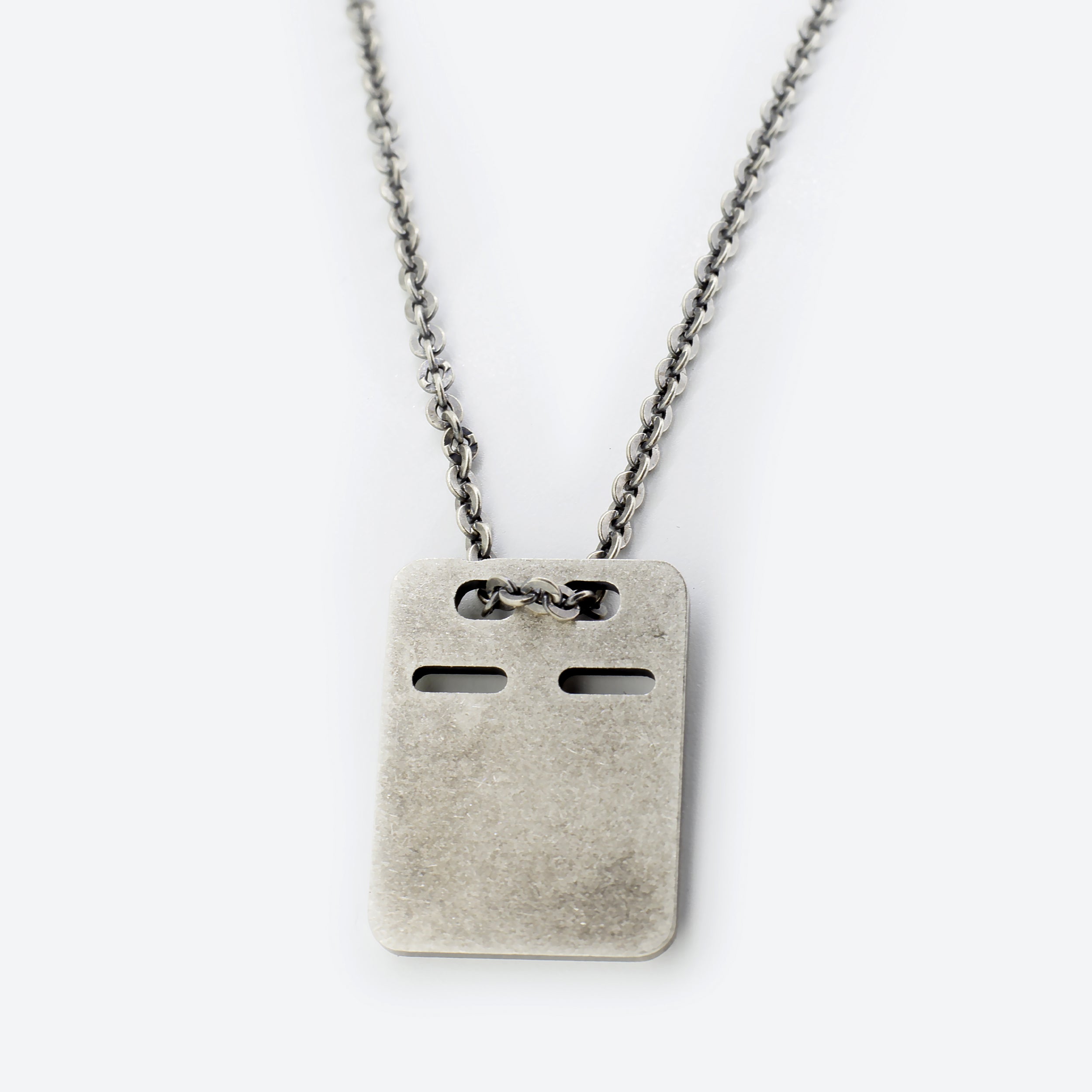 COLLANA con pendente piastrina